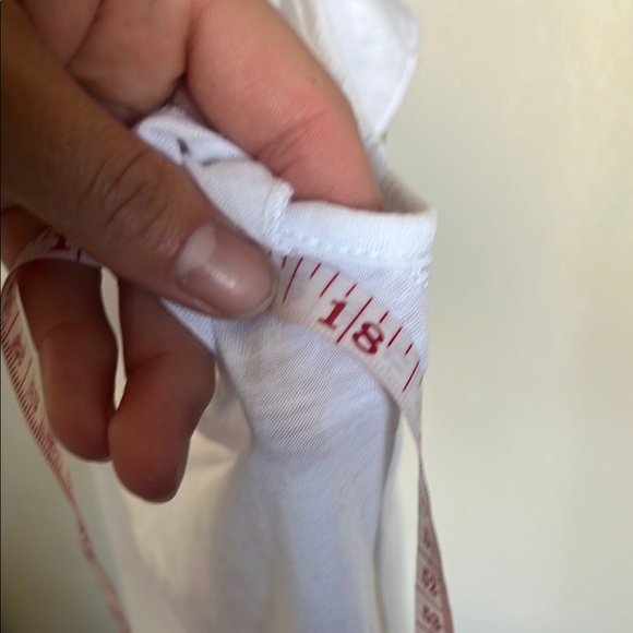 White Ruffled Sleeveless Camisole NWT - Picture 4 of 5